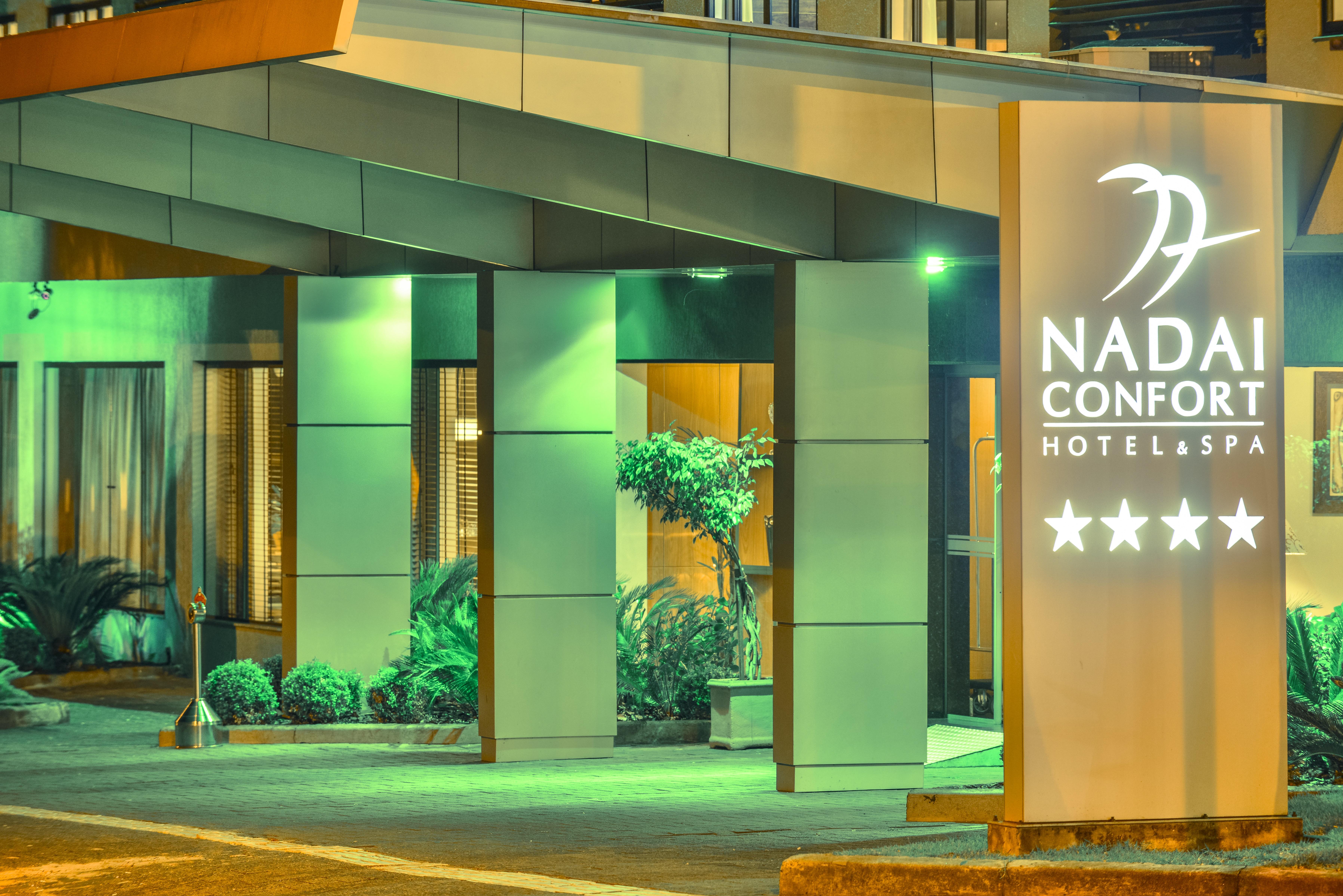 Nadai Confort Hotel E Spa ฟอสดูอีกวาซู ภายนอก รูปภาพ
